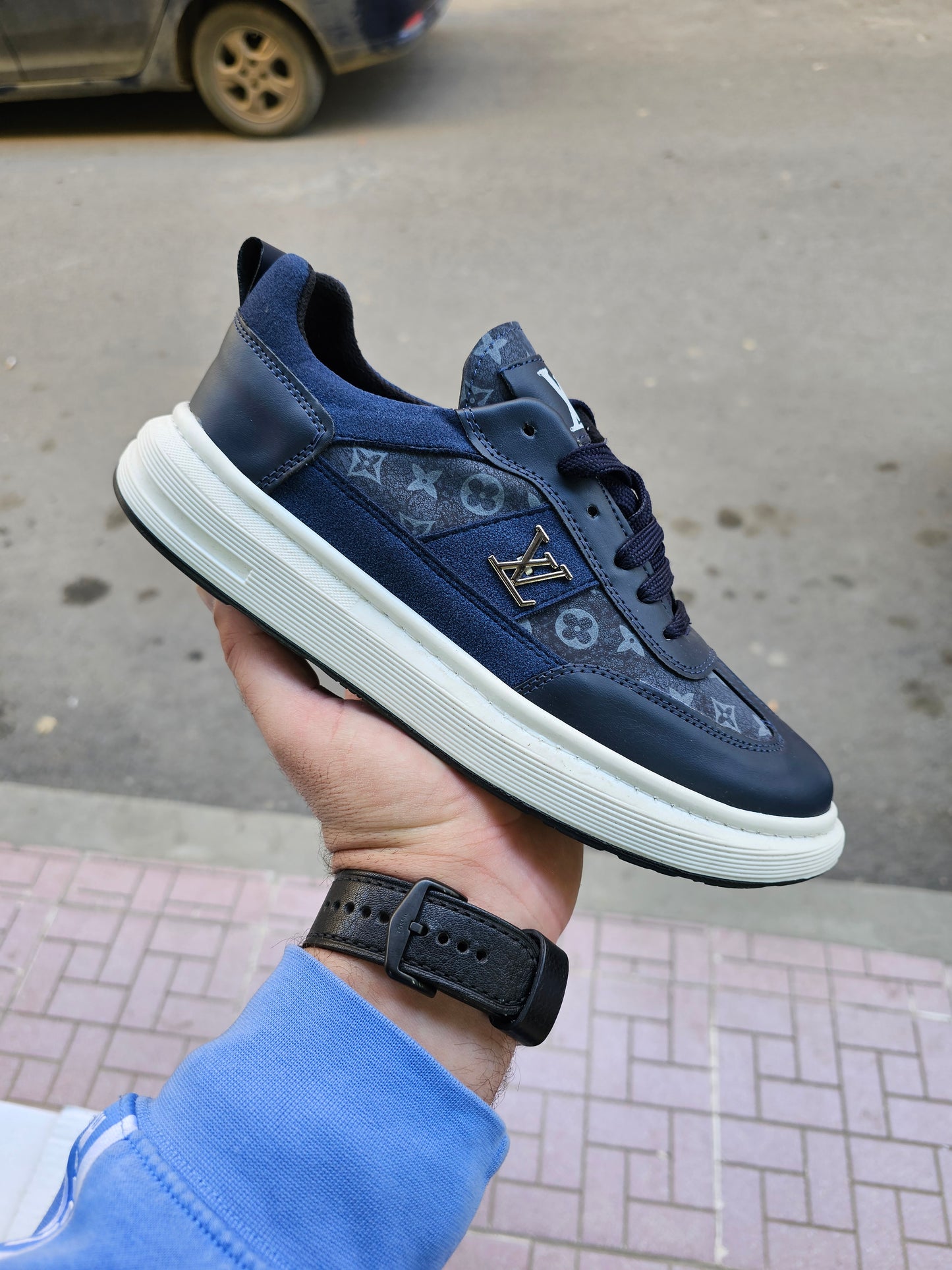 New LV